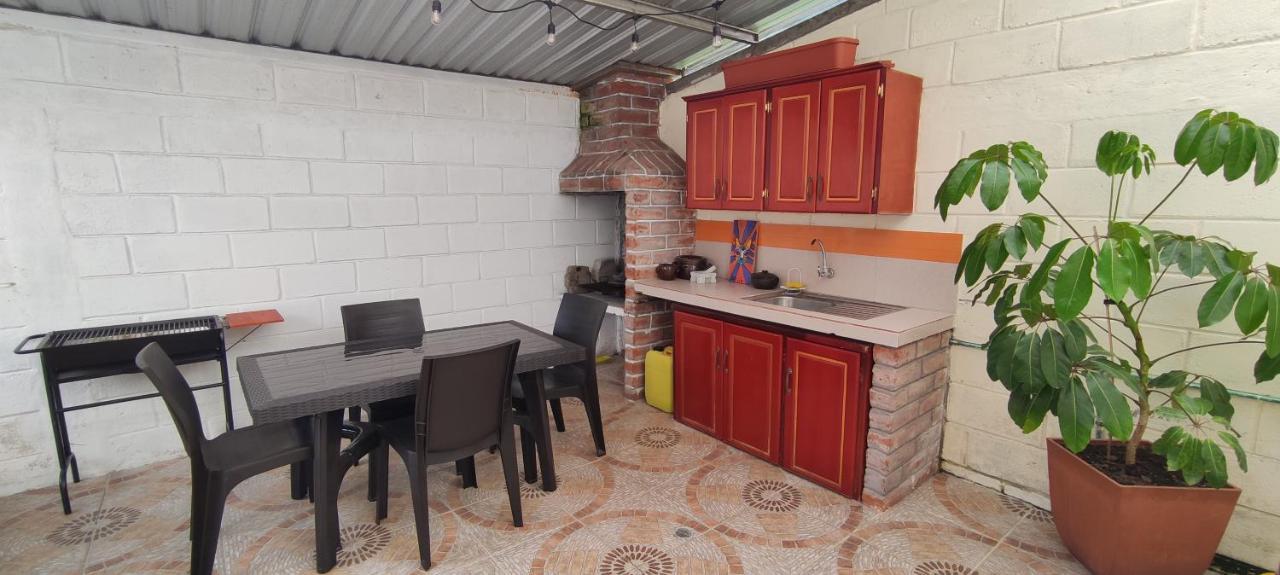 Elegante Apartamento Con Vistas Al Volcan Tungurahua 巴尼奥斯 外观 照片