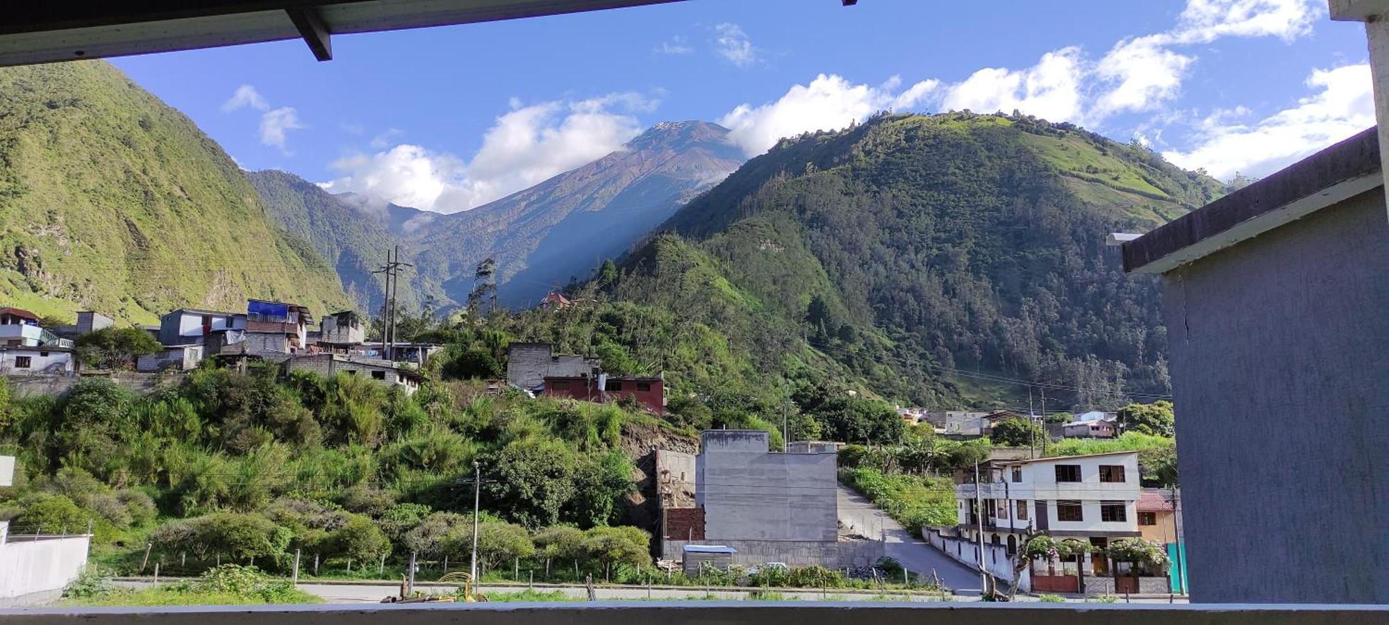 Elegante Apartamento Con Vistas Al Volcan Tungurahua 巴尼奥斯 外观 照片